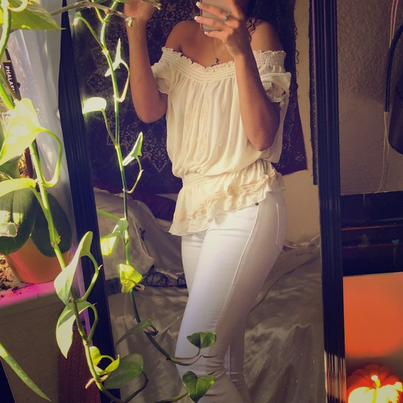 Joie Tops - Joie silk blouse